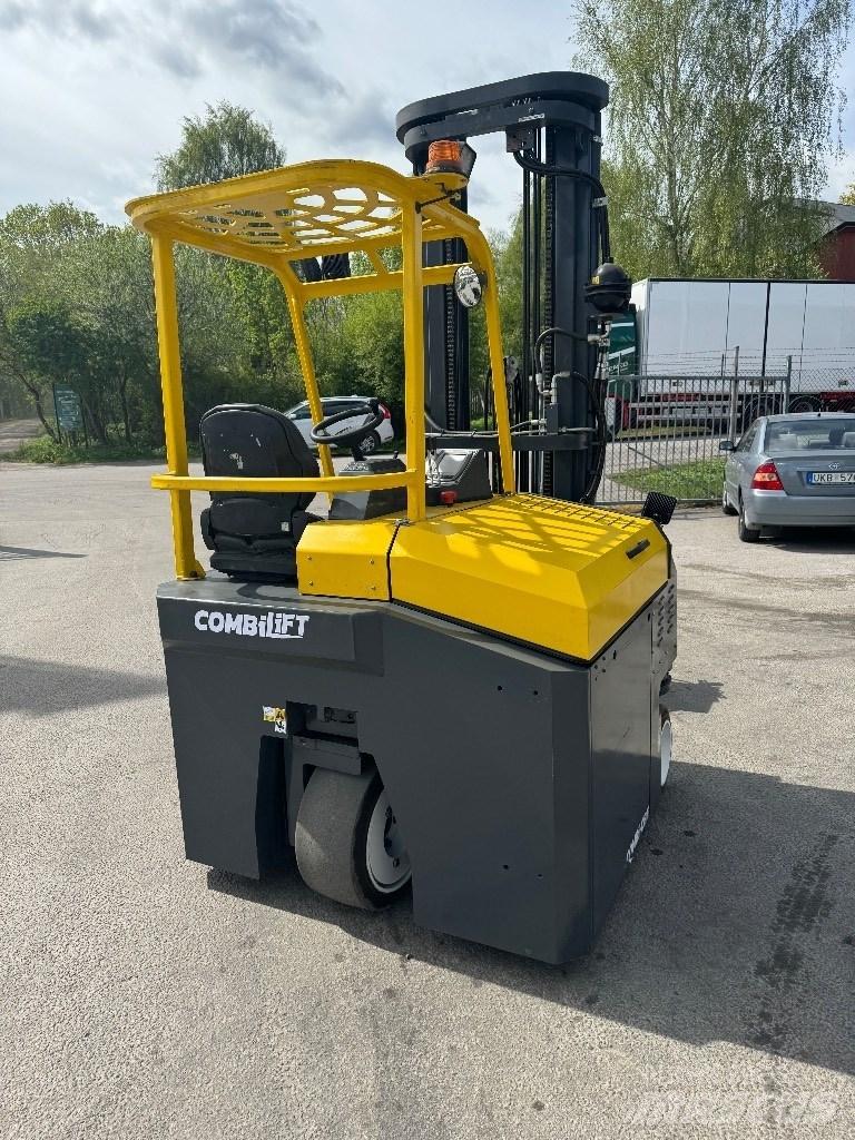 Combilift CBE3000 Vierwegestapler
