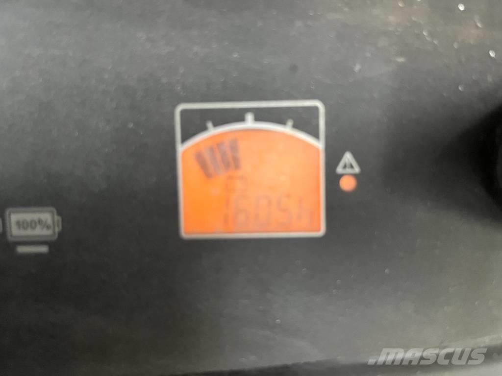 CAT NSP16N2 Handgeführter Palettenstapler