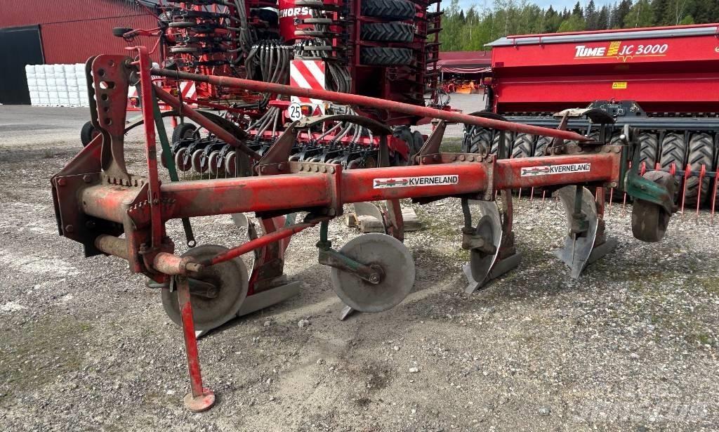 Kverneland A3 4X16 Konventionelle Pflüge