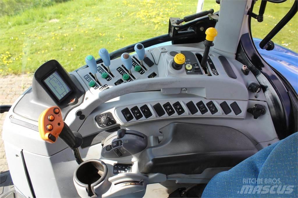 New Holland T7050 Traktoren