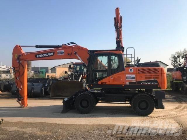 Doosan DX 210 W Mobilbagger