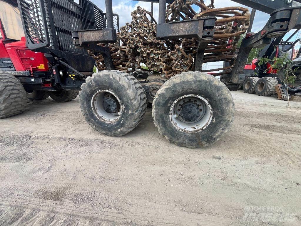 Komatsu 895 Forwarder
