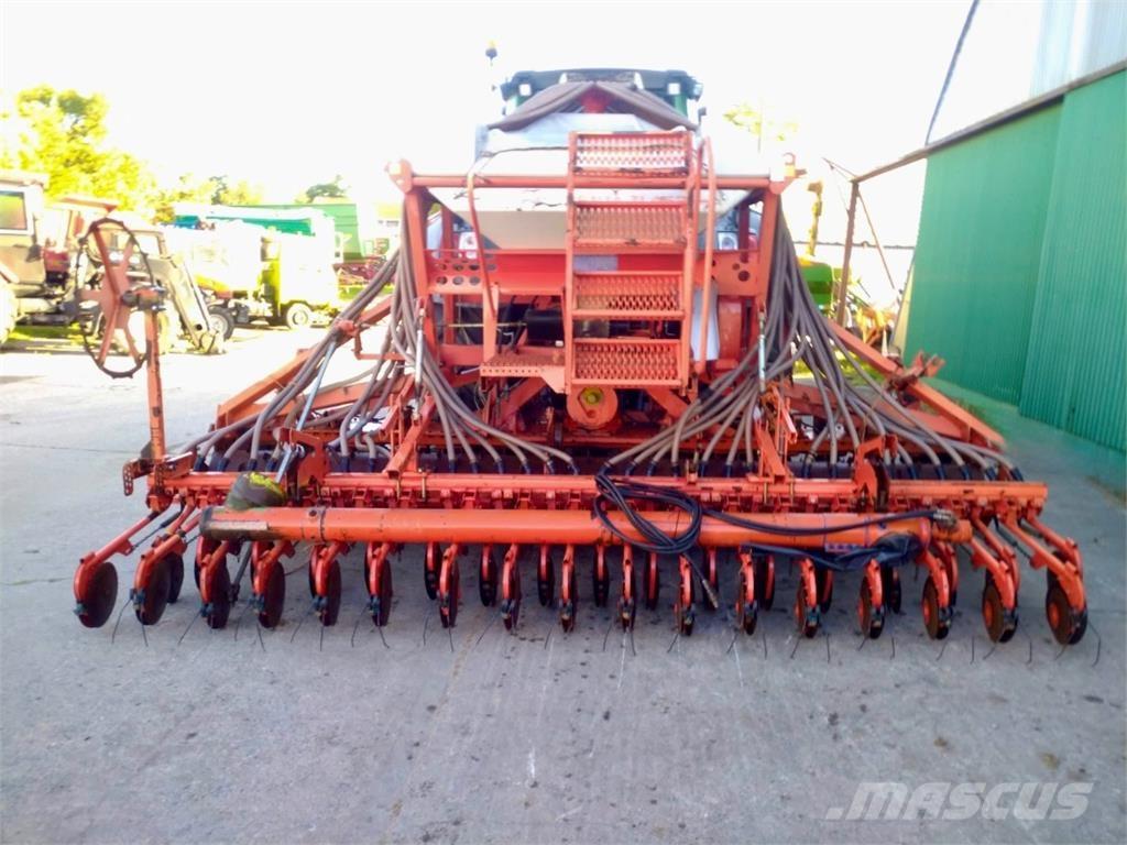 Kuhn Venta TI 450 Drillmaschinenkombination