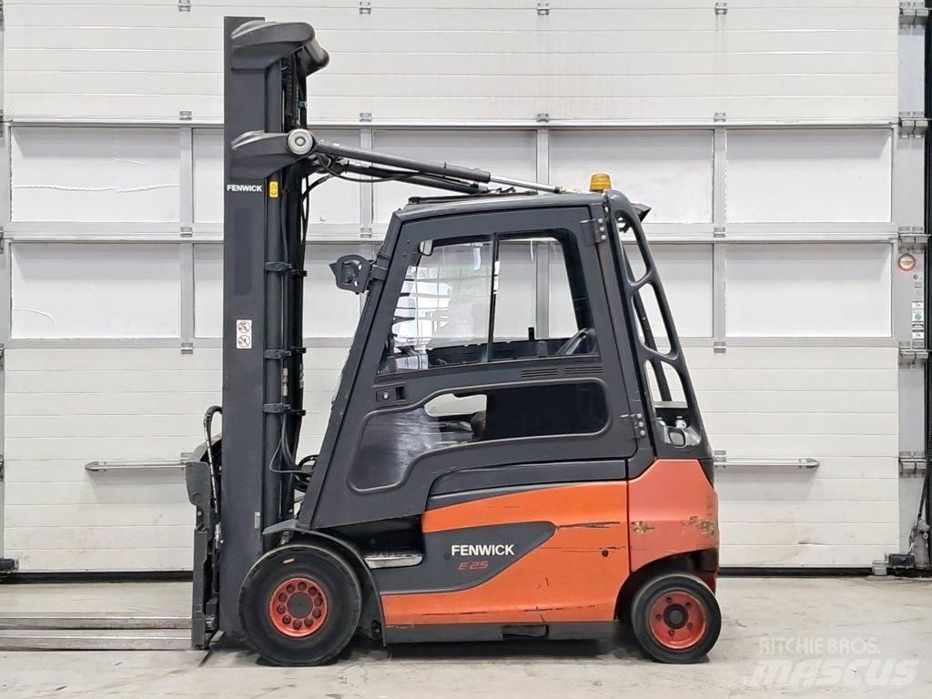 Linde E25-01 Elektrostapler