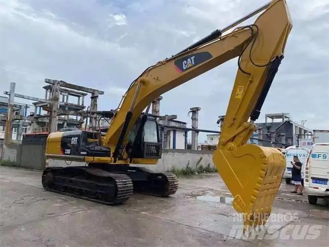 CAT 330D Raupenbagger