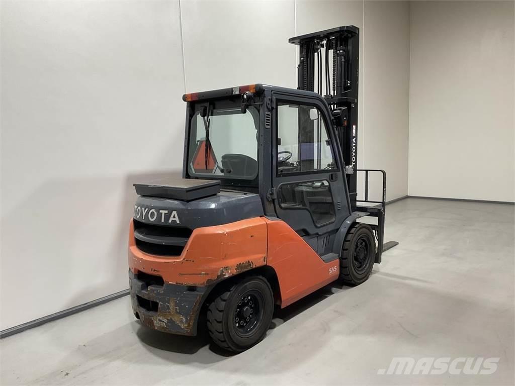 Toyota 40-8FD40N Dieselstapler
