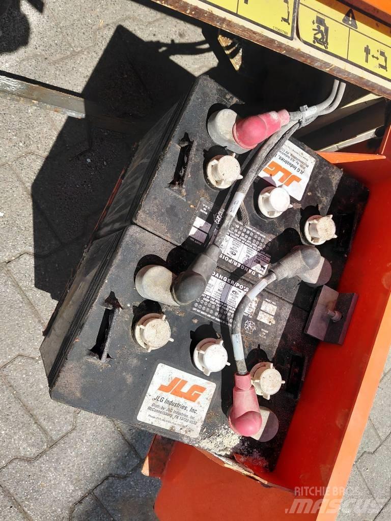 JLG 1230 ES Scheren-Arbeitsbühnen