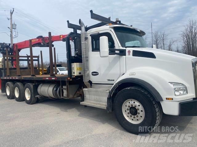 Kenworth T 880 Holztransporter