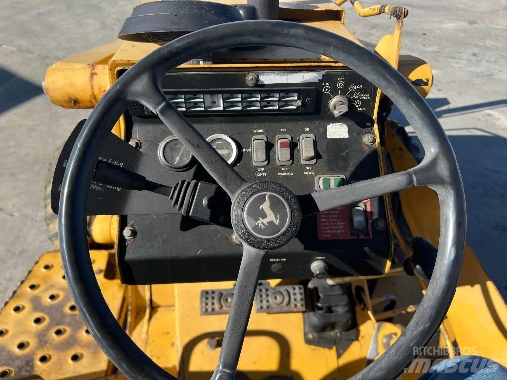 John Deere 210 LE Hoflader