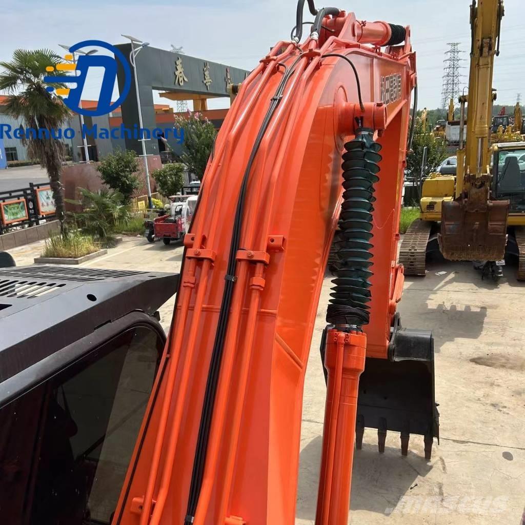 Hitachi ZX 200 Raupenbagger