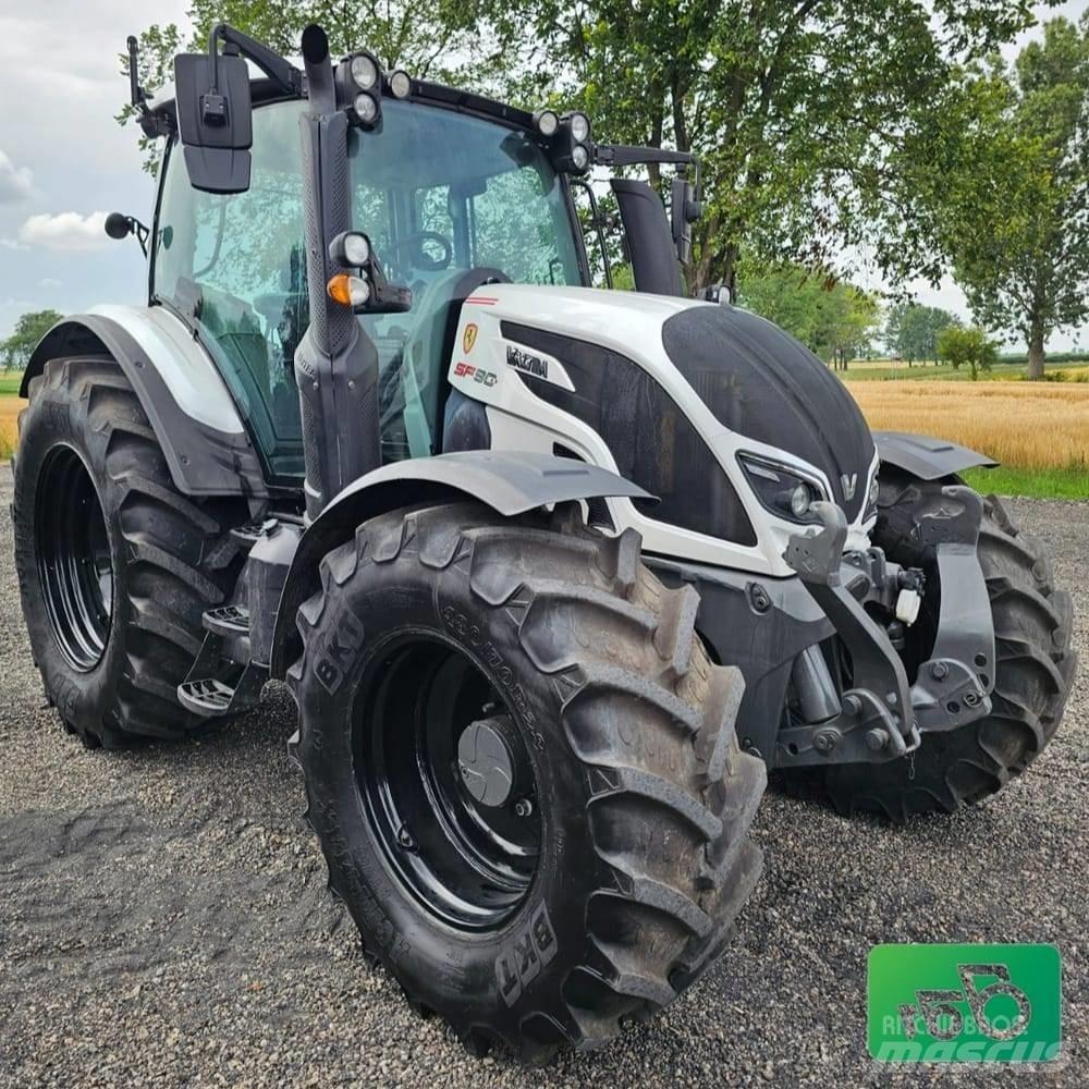 Valtra N174 Traktoren