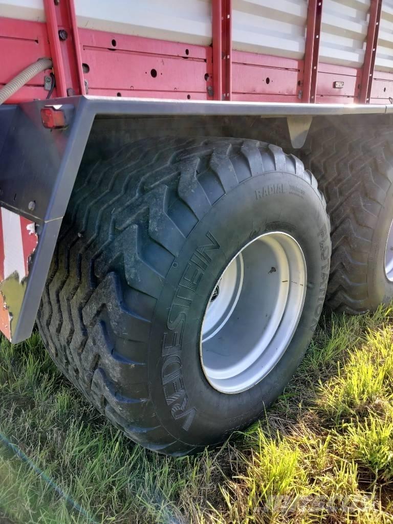 Pöttinger Torro 5700 Ladewagen