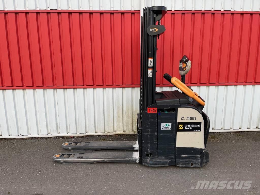 Crown ETi 4000-1.2 Deichselstapler