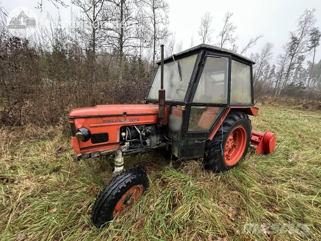 Zetor 6718 Traktoren