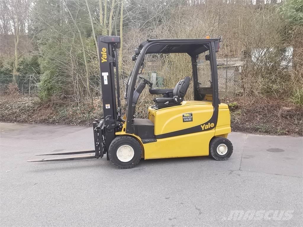 Yale ERP30VL Elektrostapler