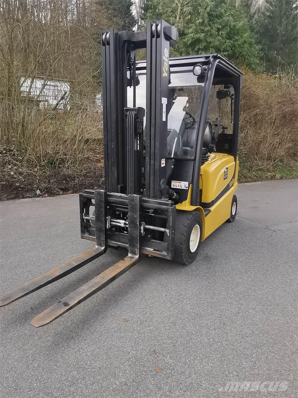 Yale ERP30VL Elektrostapler