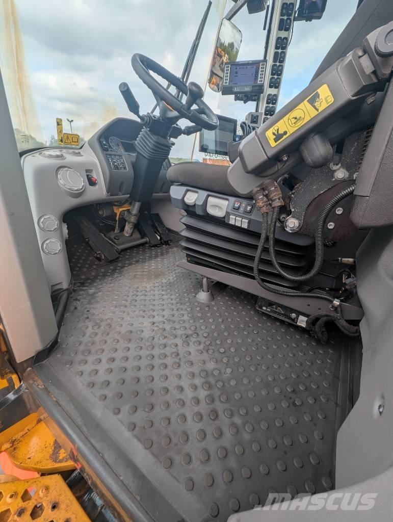 Volvo L 220 H Radlader