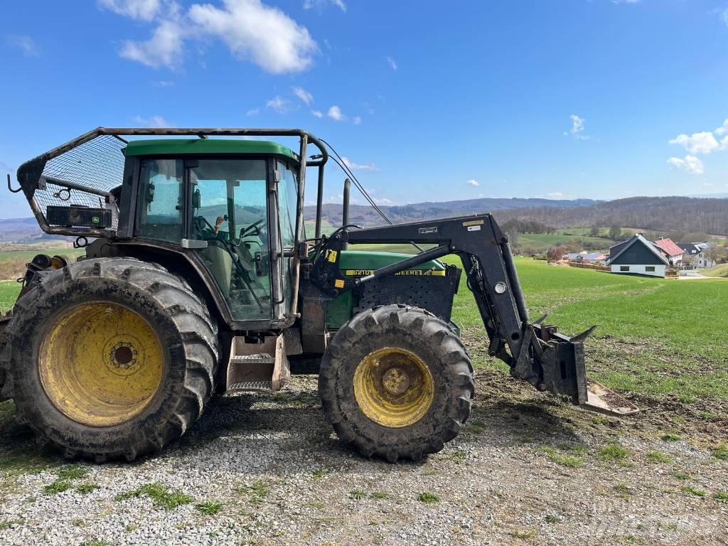 John Deere 6210 Forsttraktoren