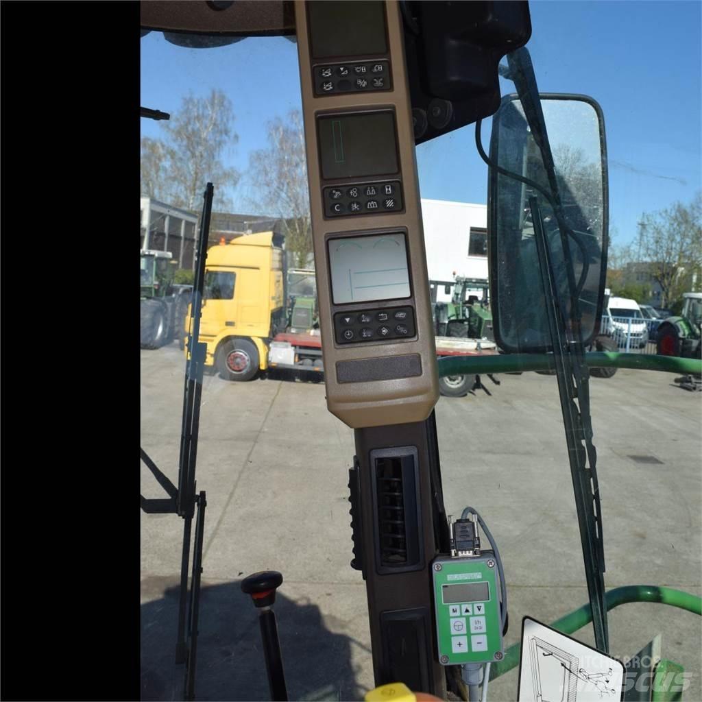 John Deere 7250 i Selbstfahrende Häcksler