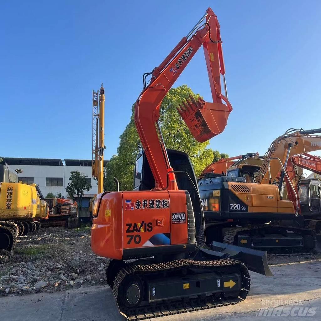 Hitachi ZX70 Raupenbagger
