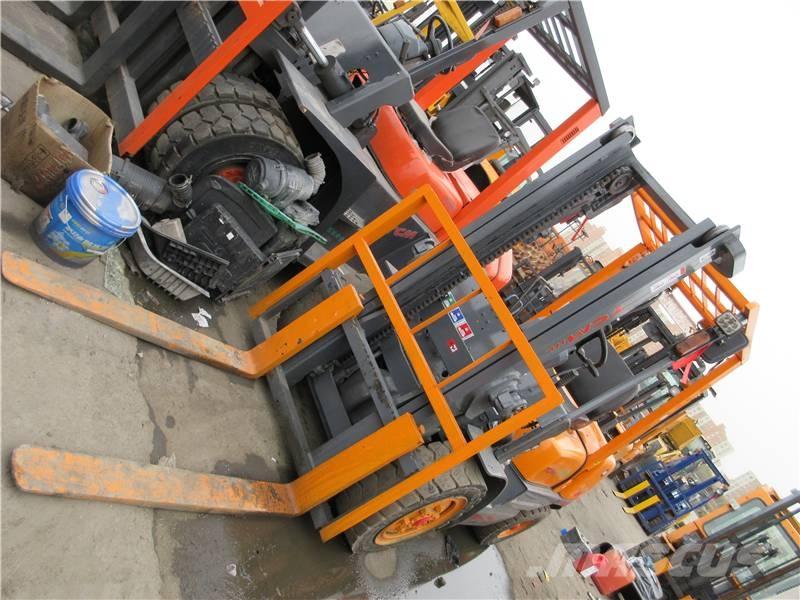 TCM FD 30 Dieselstapler