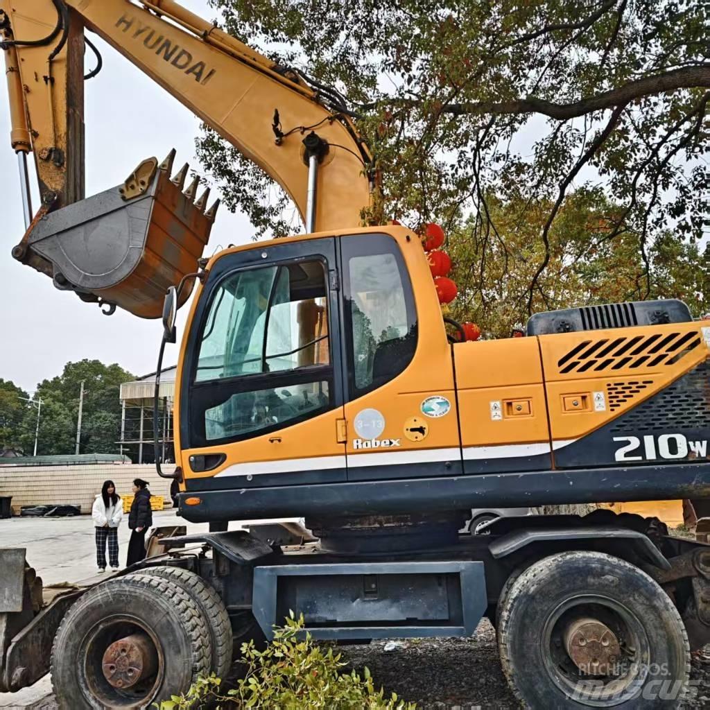 Hyundai 210w-9 Mobilbagger