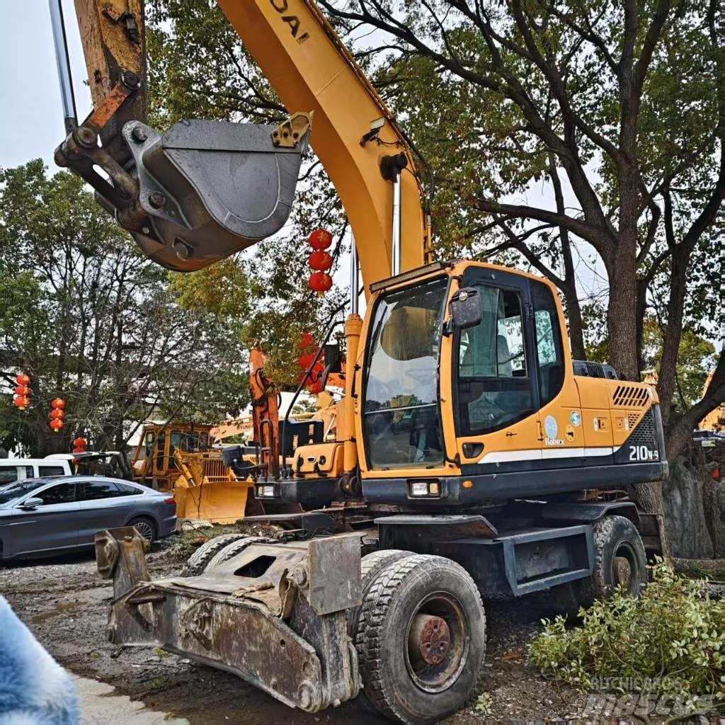 Hyundai 210w-9 Mobilbagger