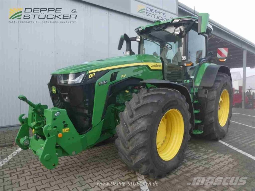 John Deere 8R 370 Traktoren
