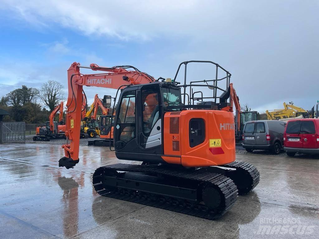Hitachi ZX 135 US-6 Raupenbagger