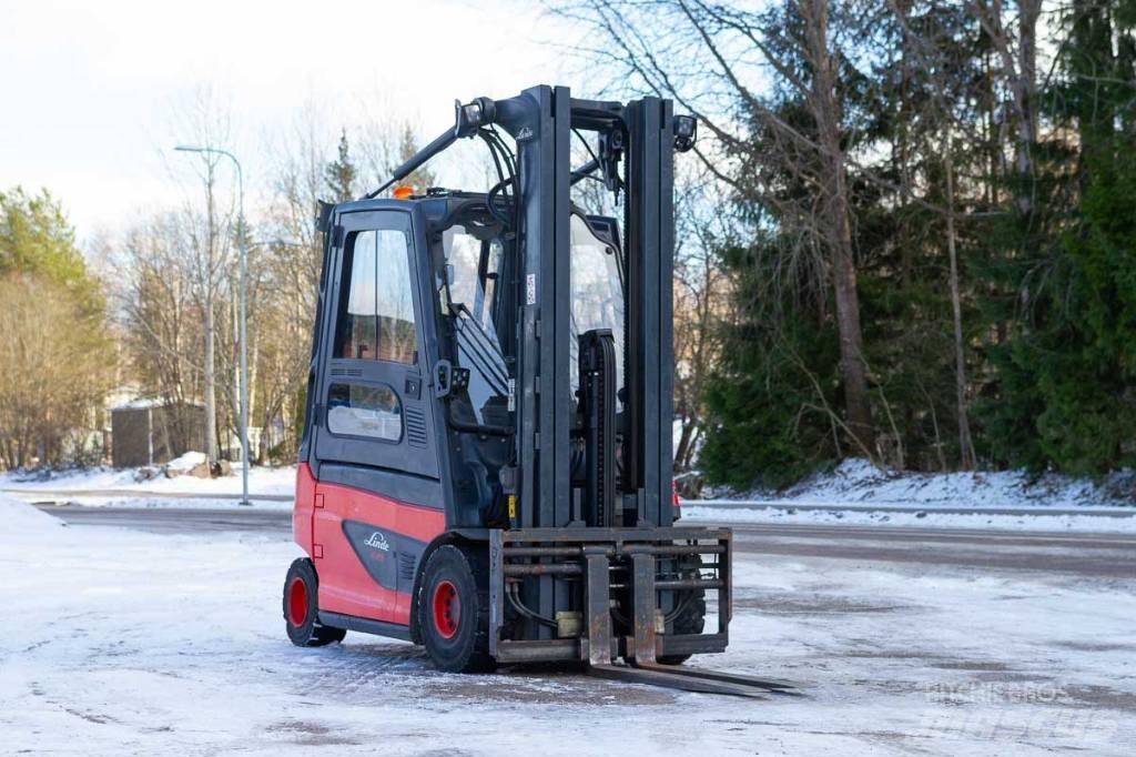 Linde E 25 Elektrostapler