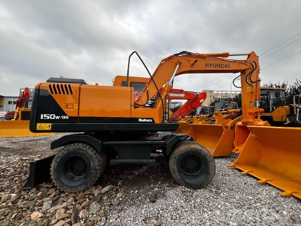 Hyundai 150W-7 Mobilbagger