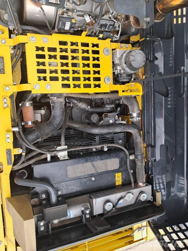 Komatsu PC210LCI-11 Raupenbagger