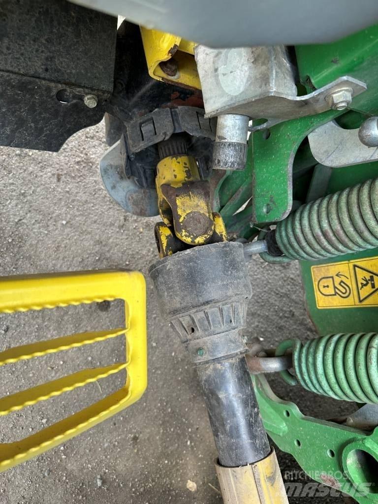 John Deere 8600 Selbstfahrende Häcksler