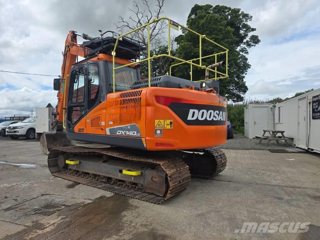 Doosan DX 140 LC Raupenbagger