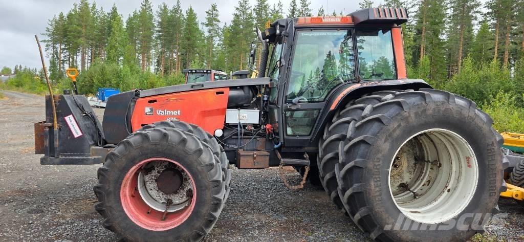 Valmet 8750 Traktoren