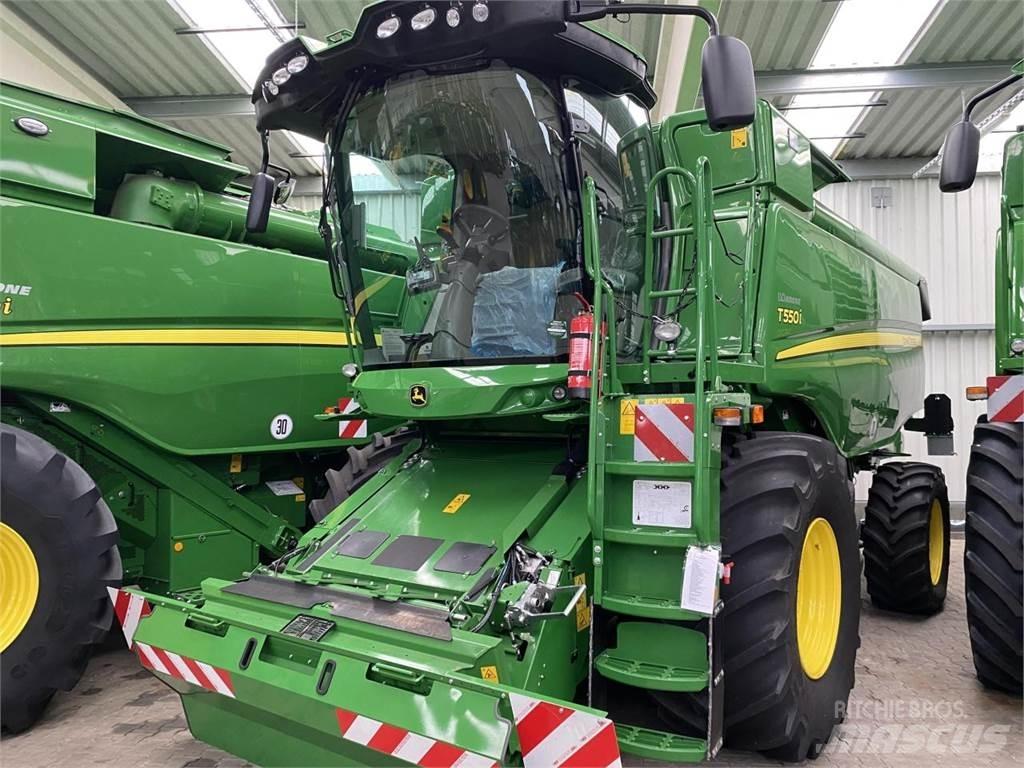 John Deere T550i Mähdrescher