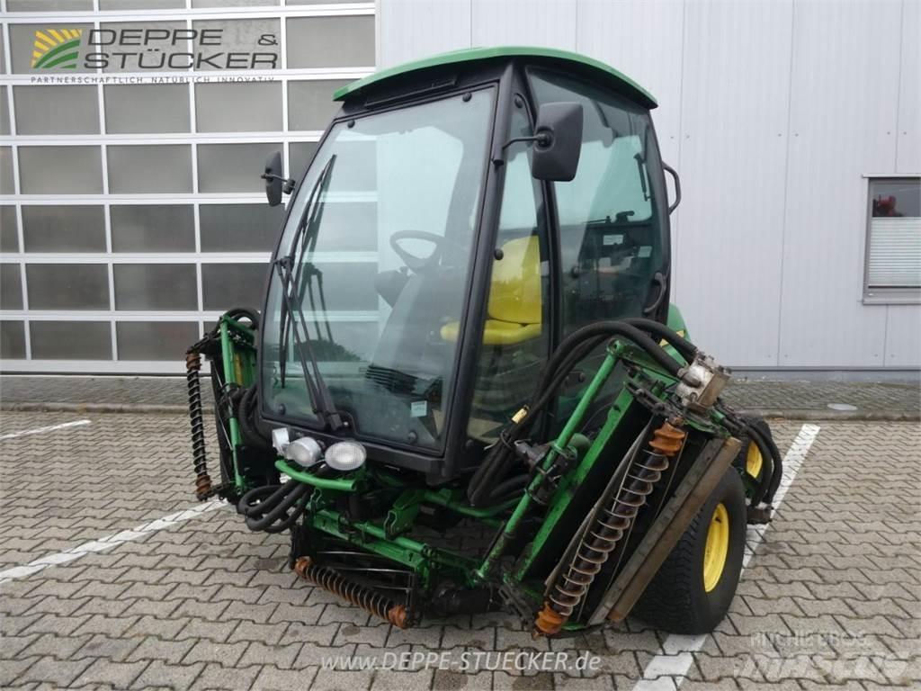 John Deere 8900A Mäher