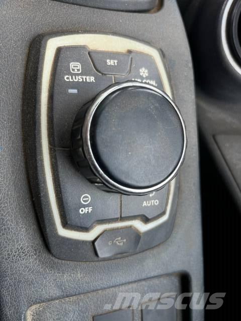 Hyundai HX 140 L Raupenbagger