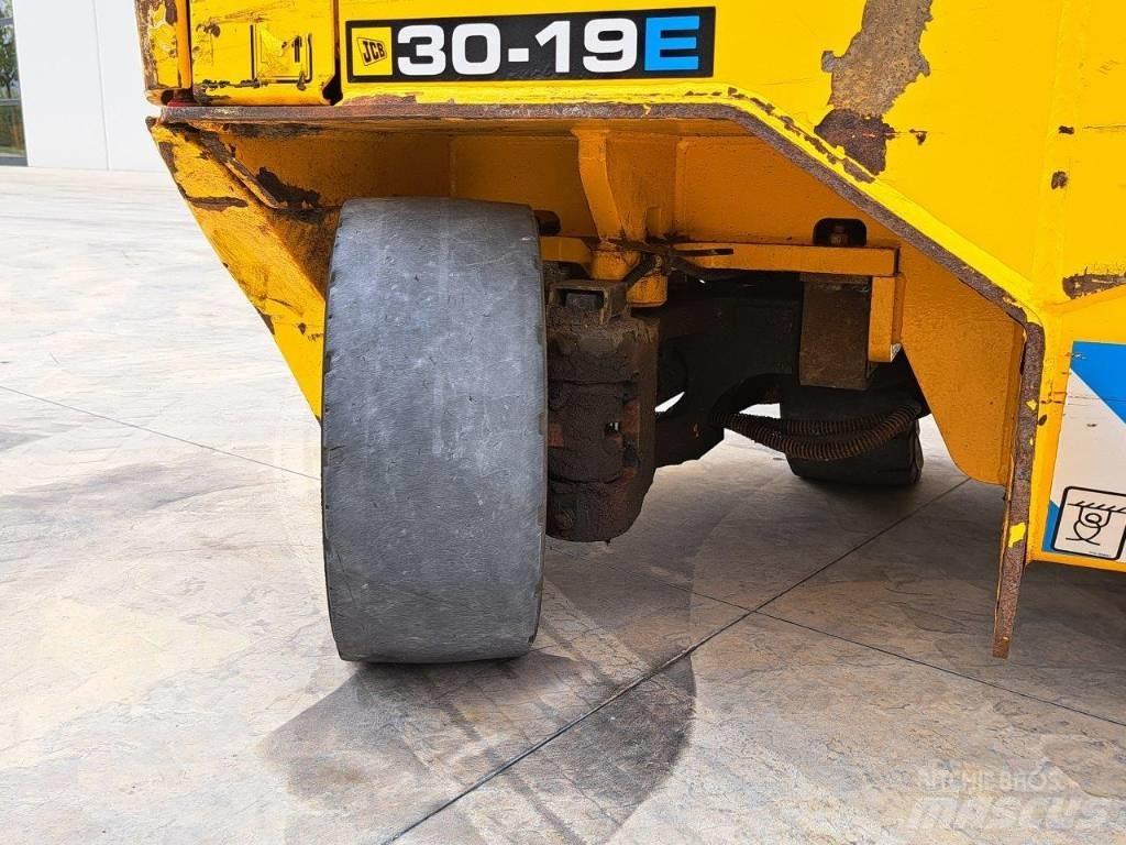 JCB TLT 30-19E Schubmaststapler