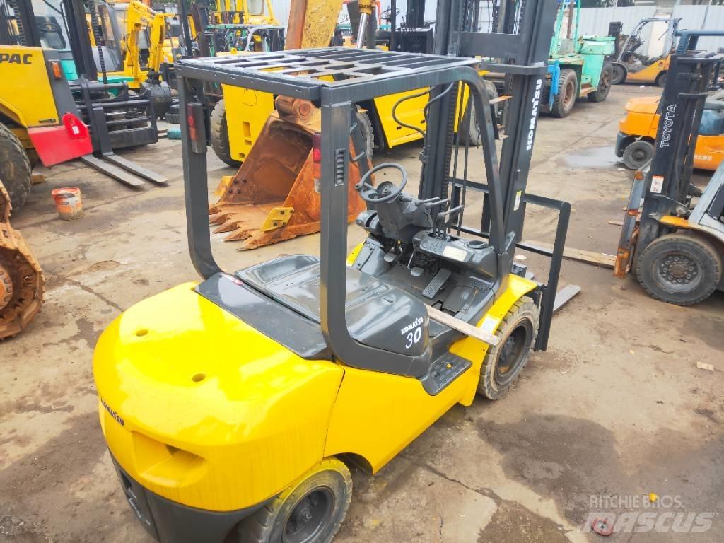 Komatsu FD 30 T-17 Dieselstapler