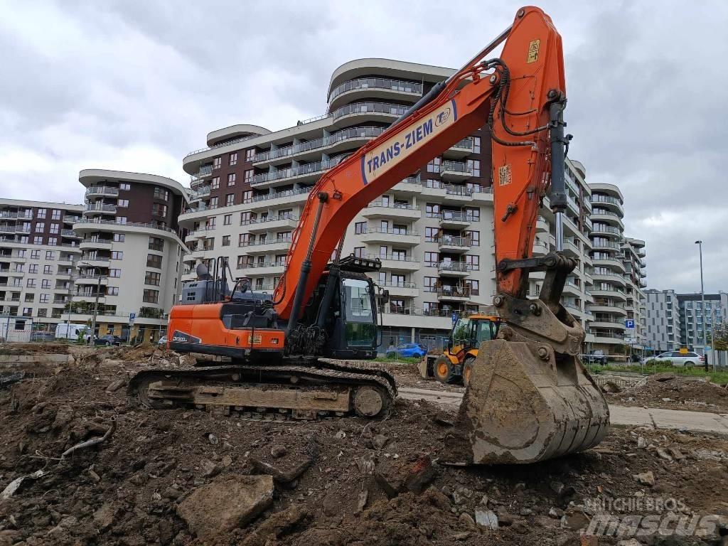 Doosan DX 300 LC-5 Raupenbagger