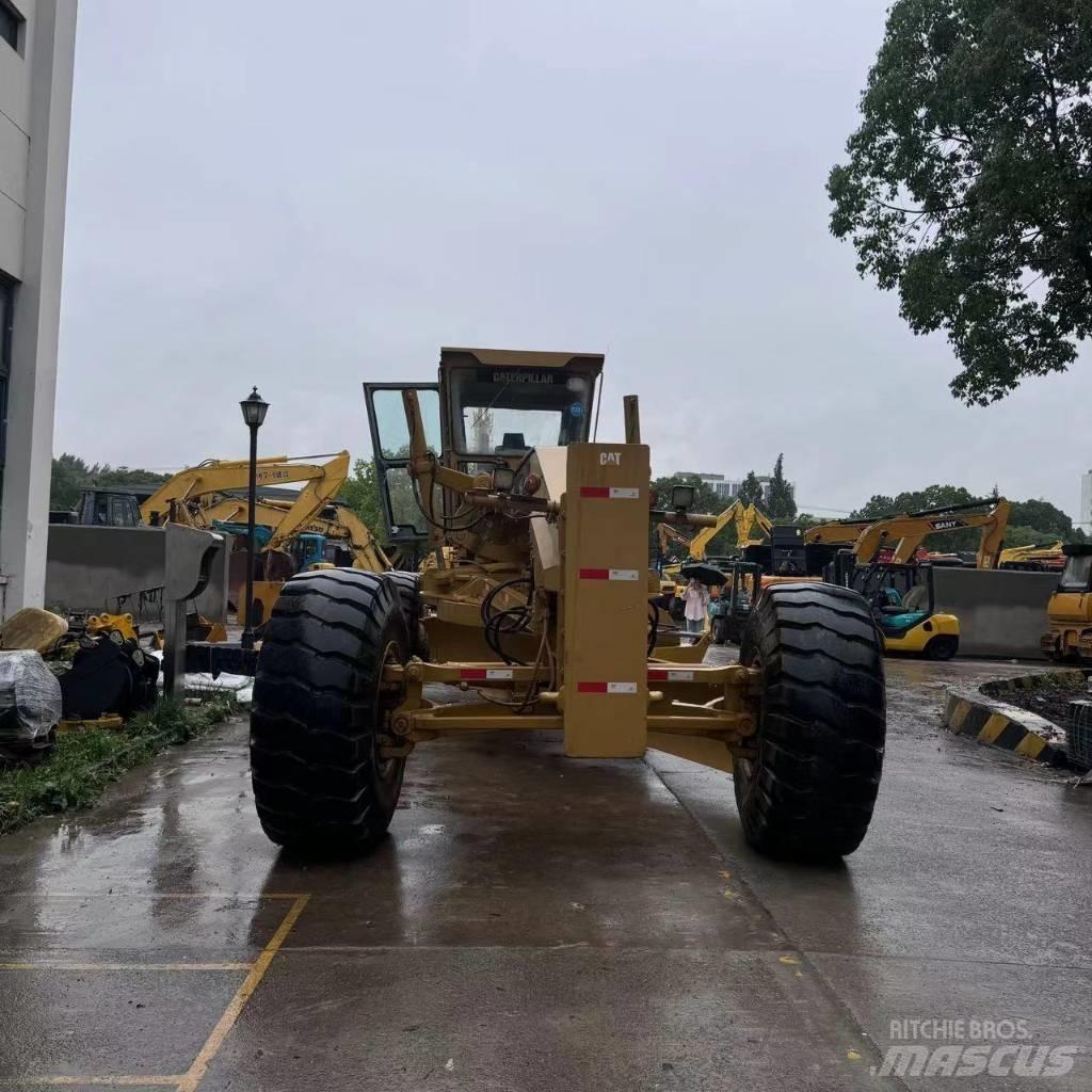 CAT 16G Grader