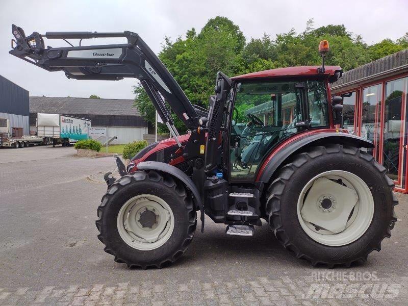 Valtra G135 Active Traktoren