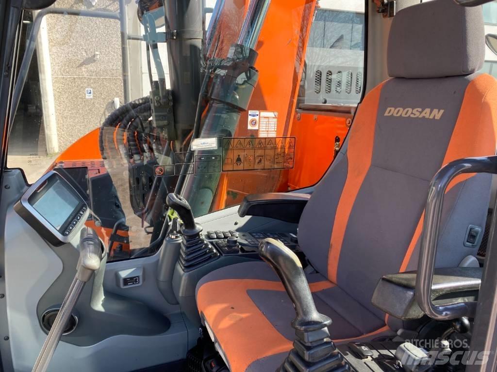 Doosan DX 140 LCR-5 Raupenbagger