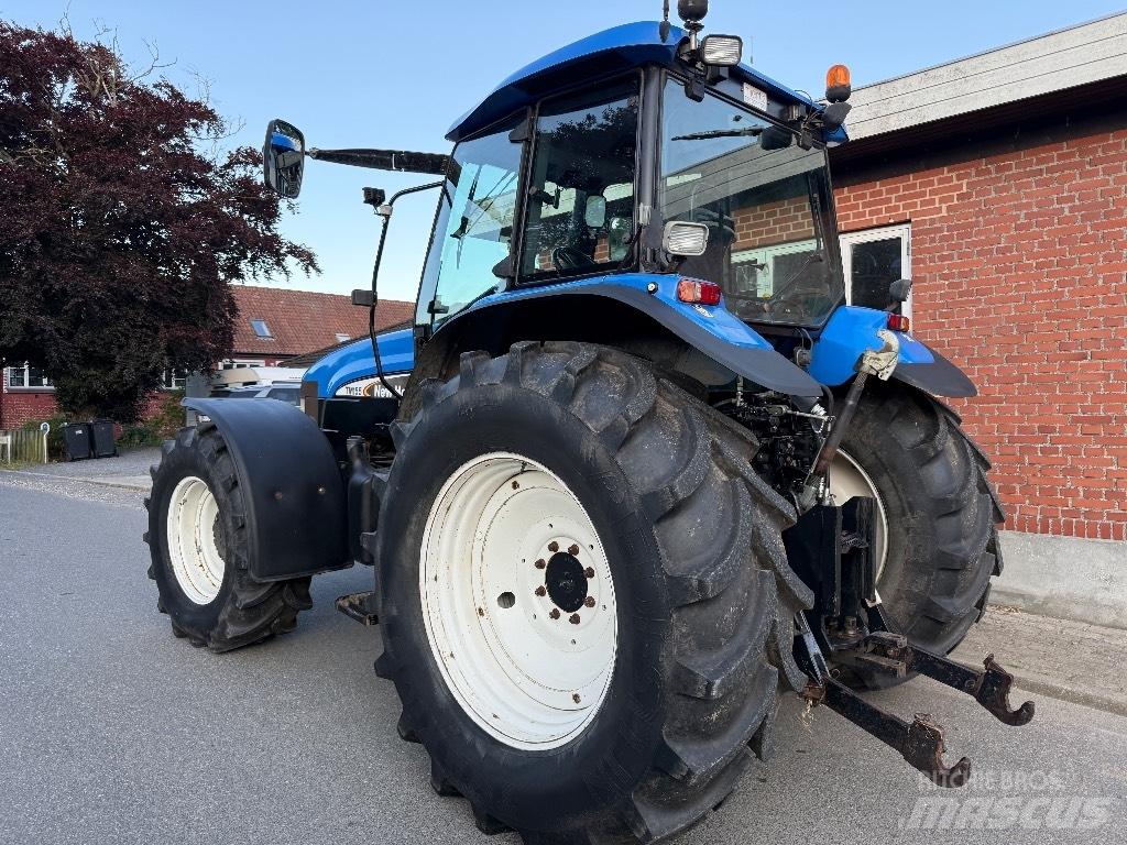 New Holland TM 155 Traktoren