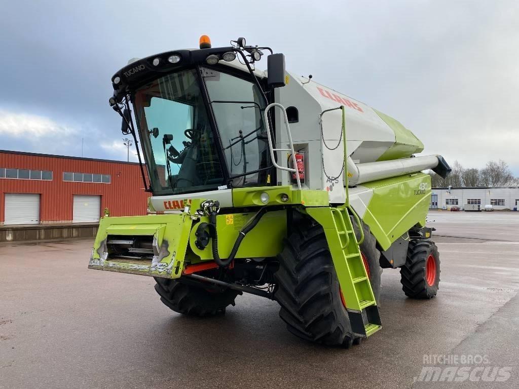 CLAAS Tucano 430 Mähdrescher