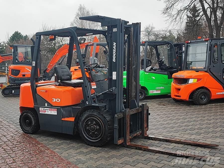 Doosan D30G Dieselstapler