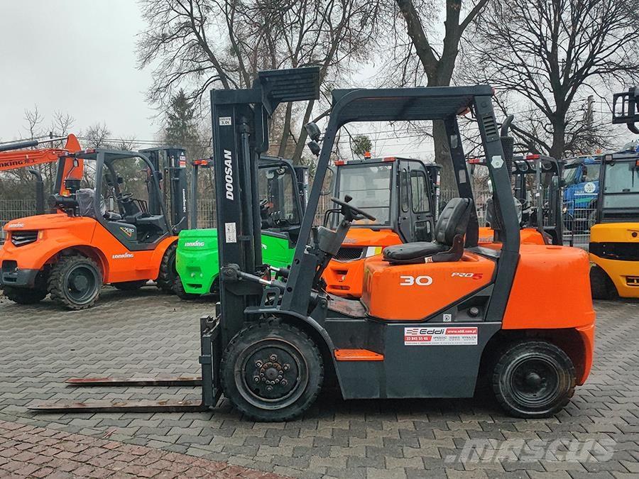 Doosan D30G Dieselstapler