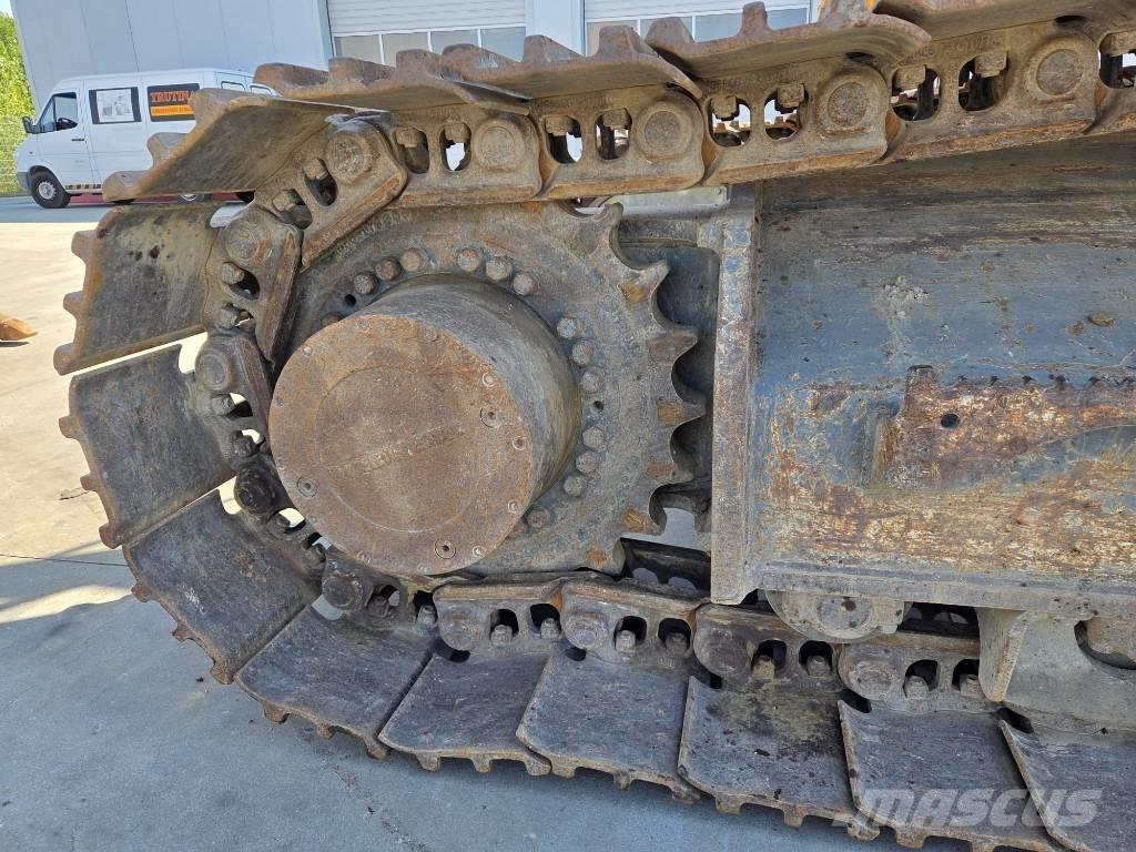 Liebherr R 922 SLC Raupenbagger