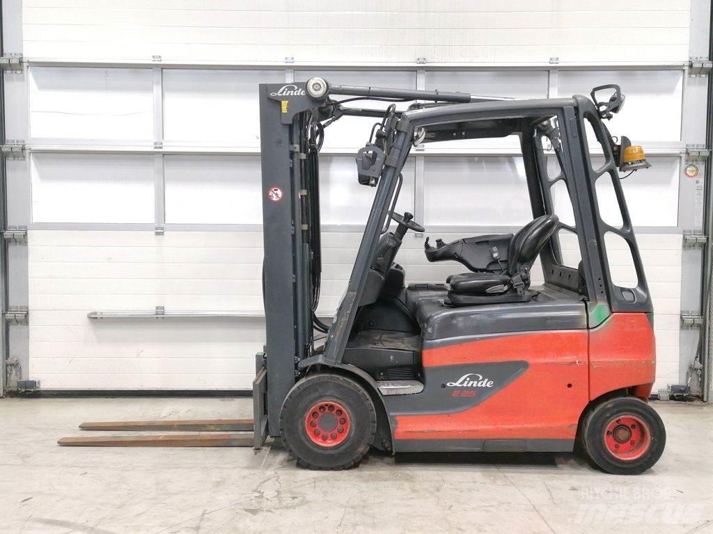 Linde E25-01 Elektrostapler